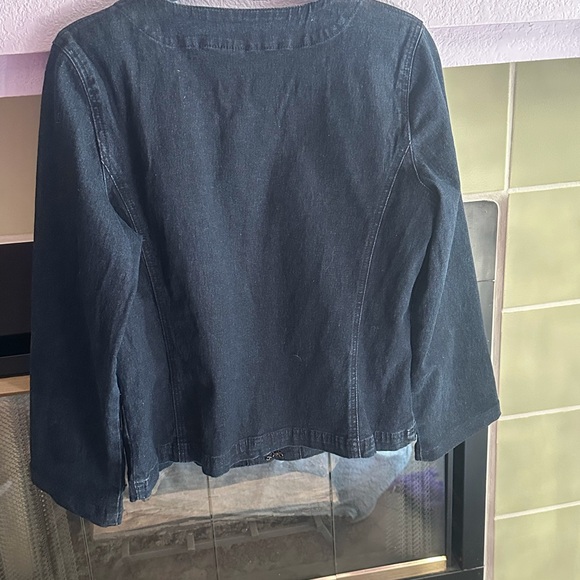 ⭐️⭐️DG2 by Diane Gilman (Medium) Embellished Jean Jacket⭐️⭐️ - Picture 7 of 8